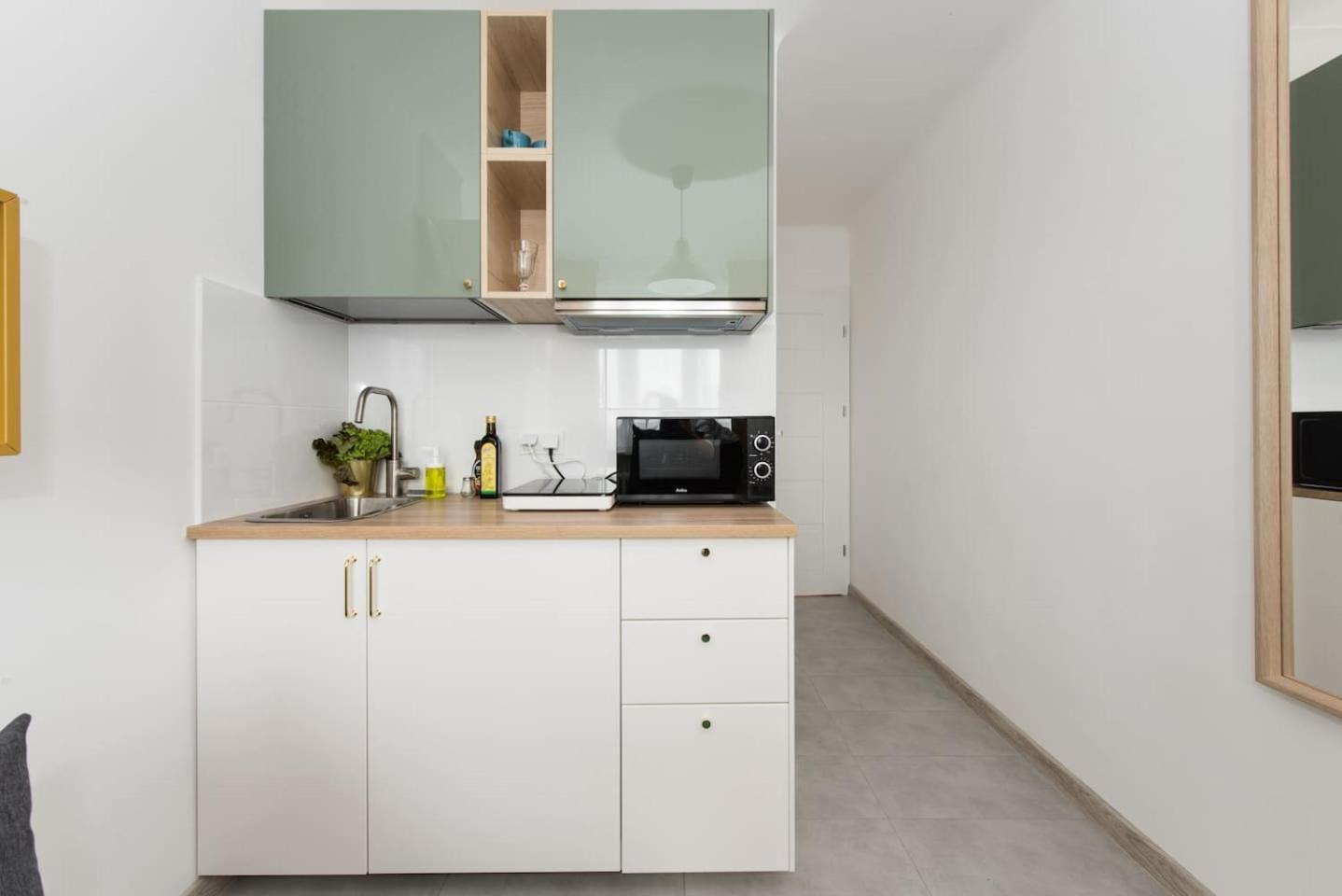 Superapart Belwederska Room B Ministudio Warsaw Exterior photo
